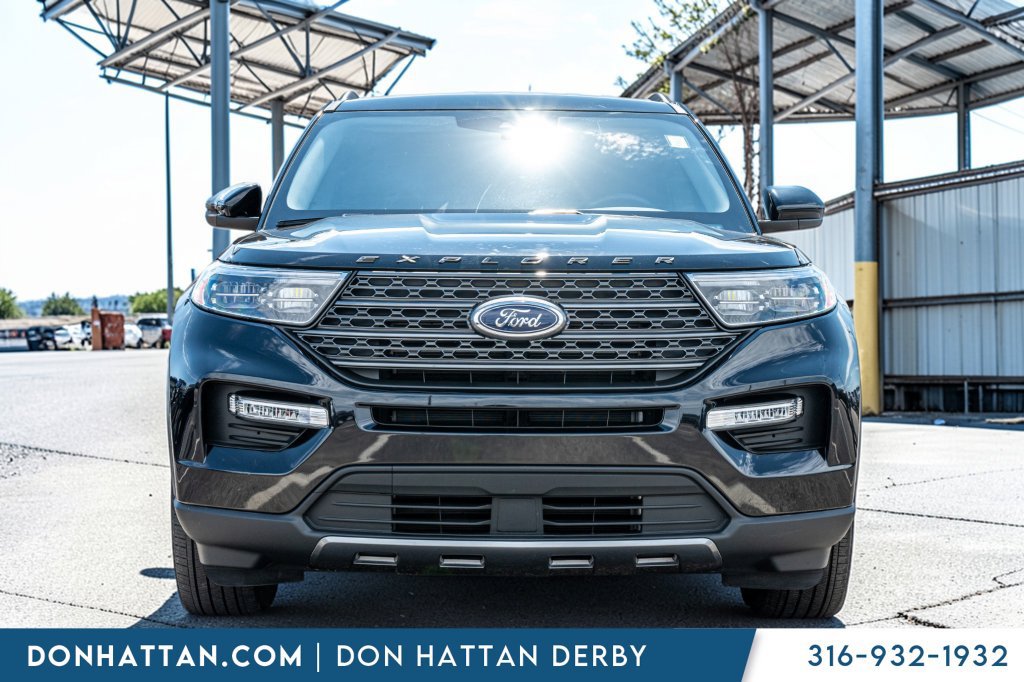 Used 2023 Ford Explorer XLT w/ Equipment Group 202A AWD/4WD image 41