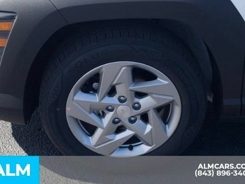 Used 2026 Hyundai Kona SE FWD image 12