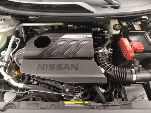 Used 2024 Nissan Rogue SV image 30