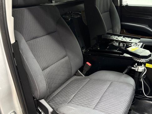 Used 2020 Chevrolet Tahoe 2WD image 25