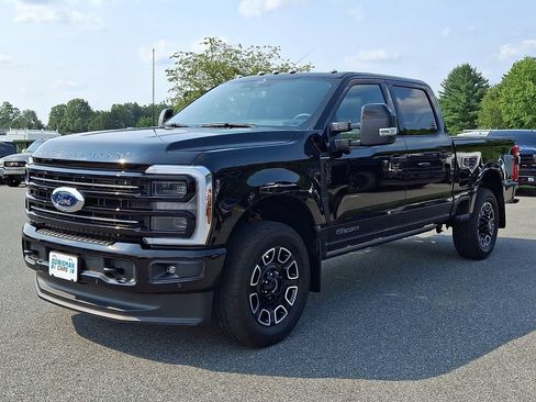Used 2026 Ford F250 Platinum AWD/4WD image 3