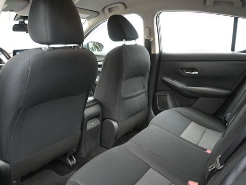 Used 2022 Nissan Sentra SV w/ All-Weather Package FWD image 11