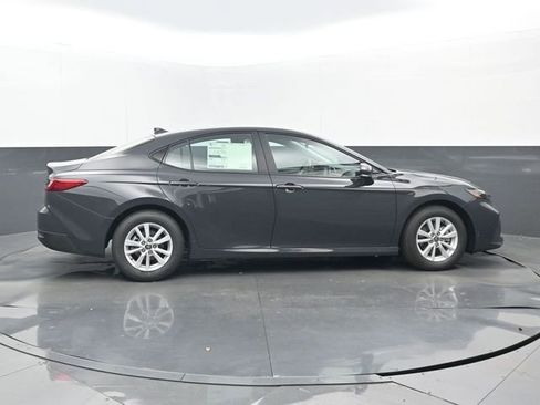 New 2026 Toyota Camry LE image 2
