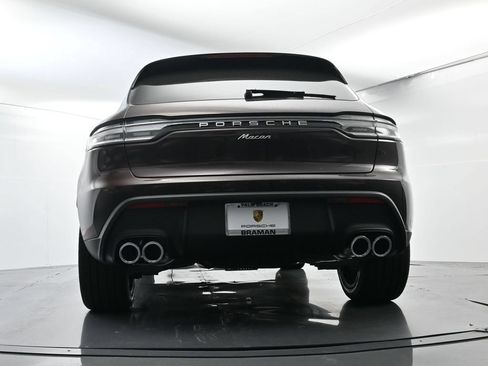 Certified 2025 Porsche Macan AWD/4WD image 51