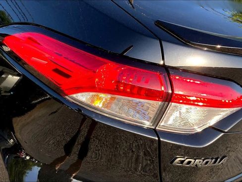 Used 2026 Toyota Corolla SE FWD image 28
