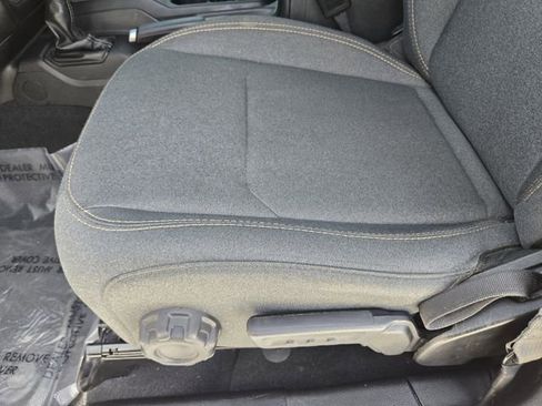 Used 2024 Jeep Gladiator Sport AWD/4WD image 24