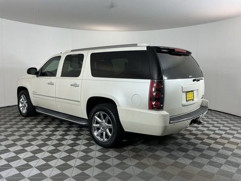Used 2011 GMC Yukon XL Denali AWD/4WD image 6