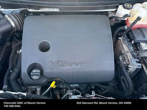Used 2023 Chevrolet Traverse LT w/ LT Premium Package AWD/4WD image 27