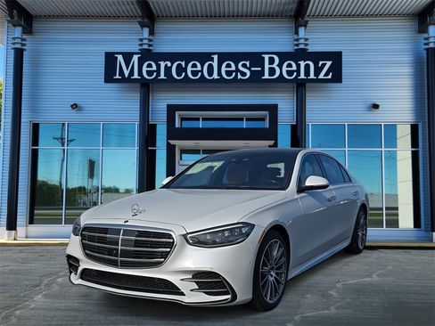 New 2026 Mercedes-Benz S 580 4MATIC Sedan image 3