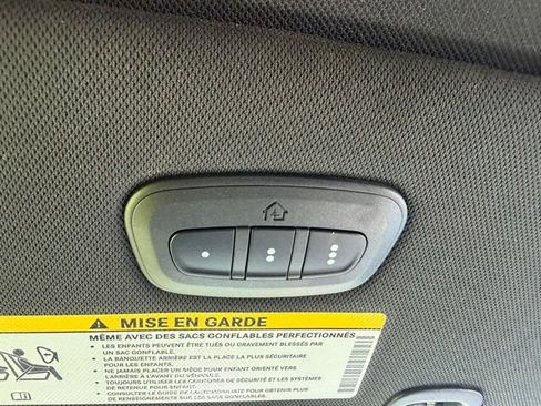 Used 2025 Chrysler Pacifica Limited w/ Uconnect Theater Family Group AWD/4WD image 24
