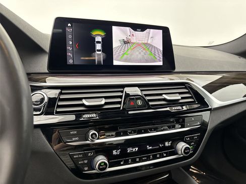 Used 2019 BMW 530i xDrive w/ Convenience Package AWD/4WD image 30