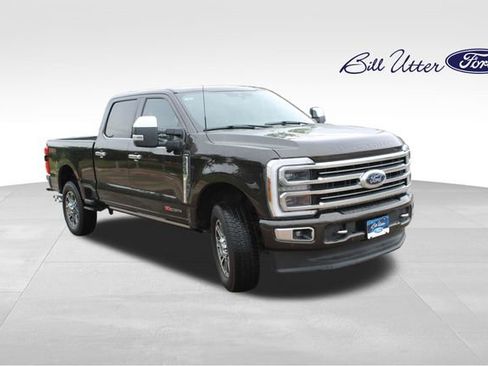 Certified 2024 Ford F250 Limited w/ FX4 Off-Road Package AWD/4WD image 3