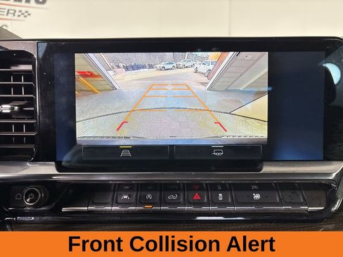 Used 2025 Chevrolet Silverado 1500 LT image 15