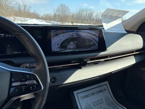 Used 2023 Nissan Ariya FWD image 35