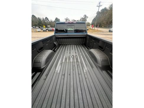 Used 2025 Chevrolet Silverado 3500 LTZ w/ LTZ Plus Package image 19