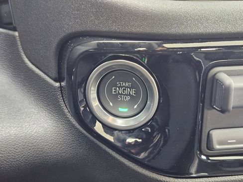 Certified 2025 Chevrolet Silverado 1500 RST w/ Convenience Package II image 17