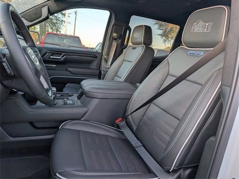 New 2026 GMC Sierra 1500 AT4X w/ AT4X AEV Edition image 18