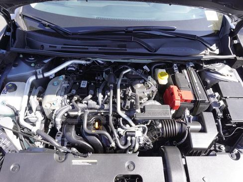 Certified 2025 Nissan Sentra SV image 7