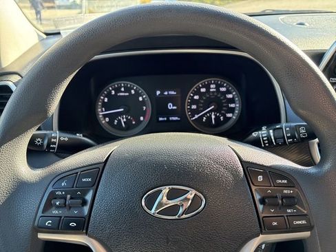 Used 2021 Hyundai Tucson SE w/ Cargo Package image 19