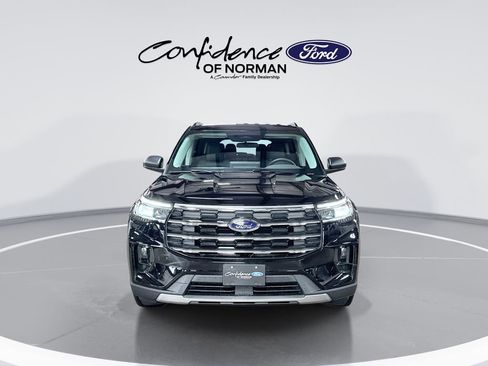 New 2026 Ford Explorer Active w/ Active Comfort Package AWD/4WD image 2