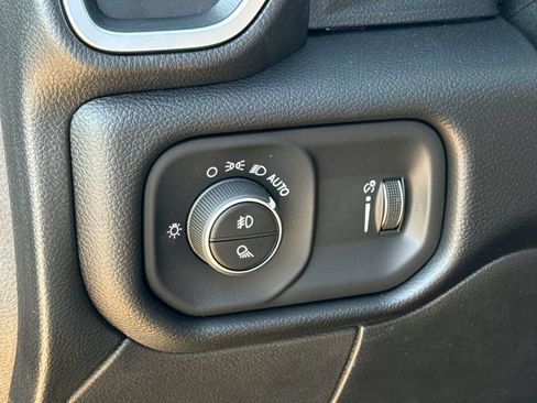 New 2026 RAM 2500 Lone Star AWD/4WD image 21