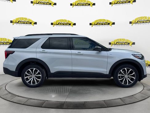 New 2026 Ford Explorer ST-Line AWD/4WD image 7