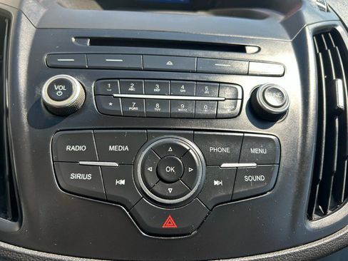 Used 2018 Ford Escape SE image 14