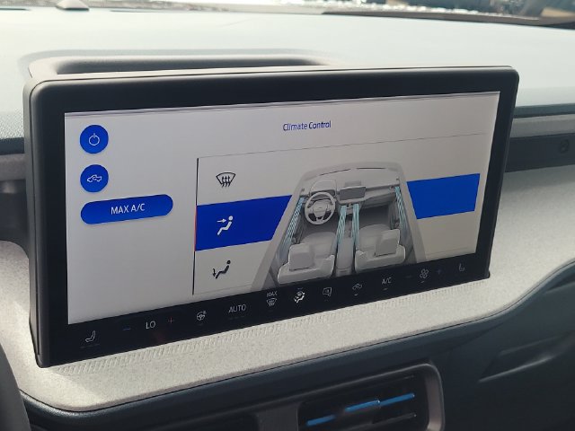 New 2026 Ford Maverick XLT w/ XLT Luxury Package FWD image 23