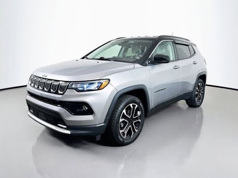 Used 2022 Jeep Compass Limited image 5