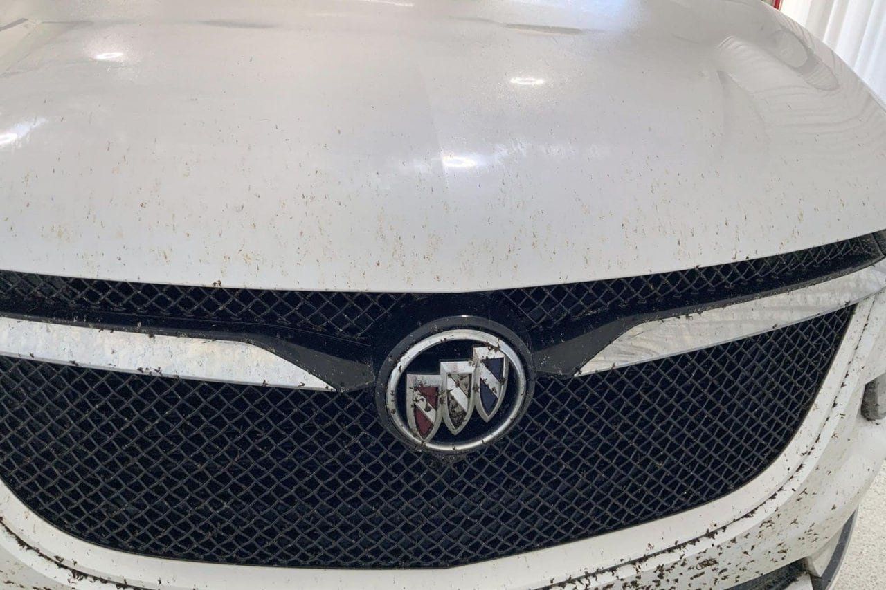 Used 2022 Buick Enclave Essence w/ Sport Touring Edition FWD image 27