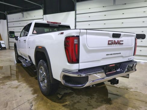 New 2026 GMC Sierra 3500 SLT w/ SLT Premium Package image 24