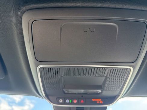 New 2026 GMC Acadia Denali w/ Super Cruise Package image 29