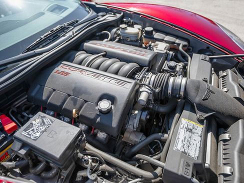 Used 2007 Chevrolet Corvette Convertible w/ Preferred Equipment Group RWD image 25