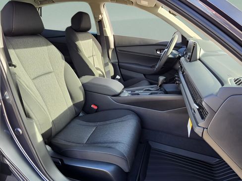 New 2025 Honda Accord SE image 17