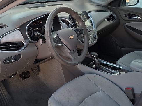 Used 2022 Chevrolet Malibu LT image 11