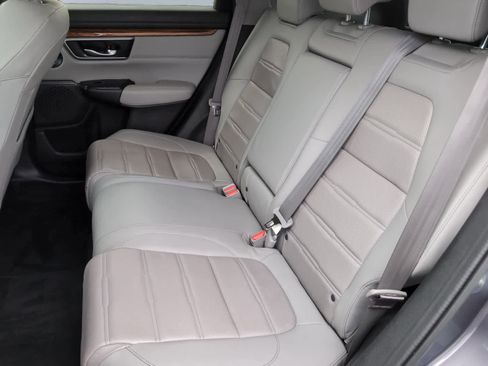 Used 2022 Honda CR-V Touring image 18