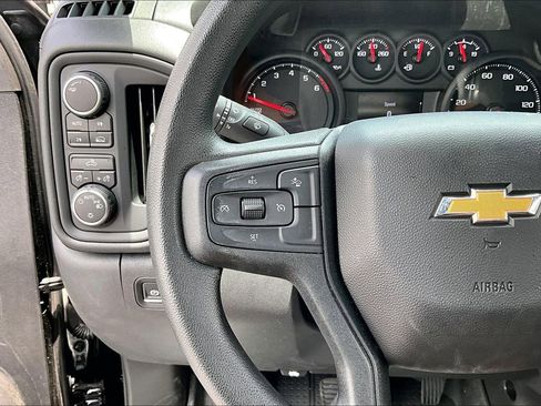 Used 2025 Chevrolet Silverado 1500 Custom AWD/4WD image 11