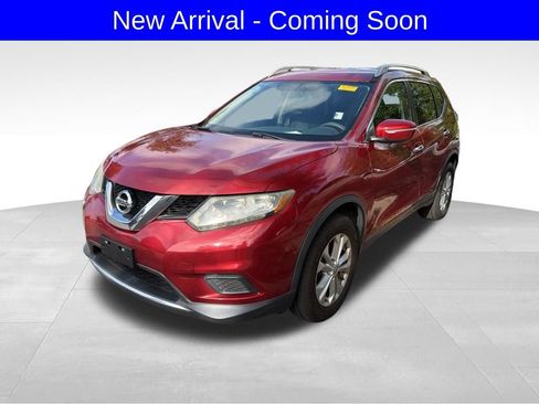 Used 2015 Nissan Rogue SV FWD image 2