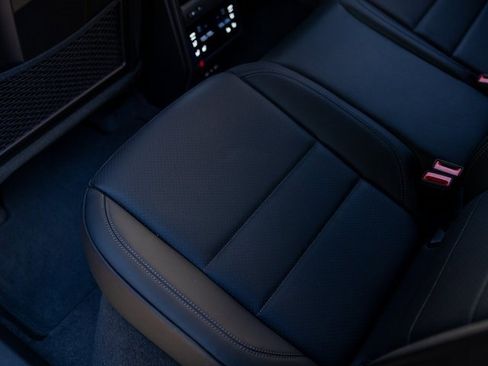 New 2025 Porsche Macan Electric image 30