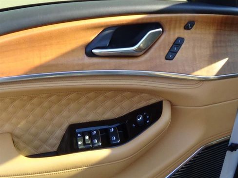 Certified 2024 Jeep Grand Cherokee L Summit image 16