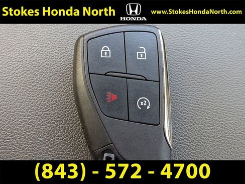 Used 2024 Chevrolet Colorado ZR2 w/ ZR2 Convenience Package III AWD/4WD image 32