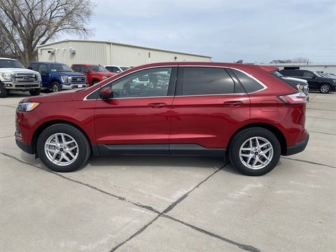 Used 2023 Ford Edge SEL w/ Convenience Package image 18