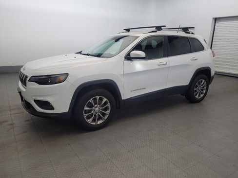 Used 2020 Jeep Cherokee Latitude Plus w/ Cold Weather Group AWD/4WD image 2
