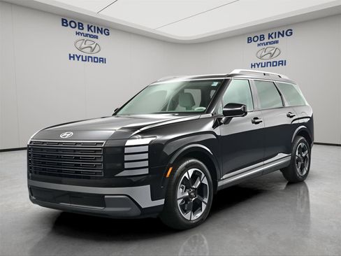 New 2026 Hyundai Palisade Limited FWD image 1