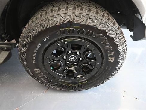 Certified 2025 Ford Bronco Badlands AWD/4WD image 24