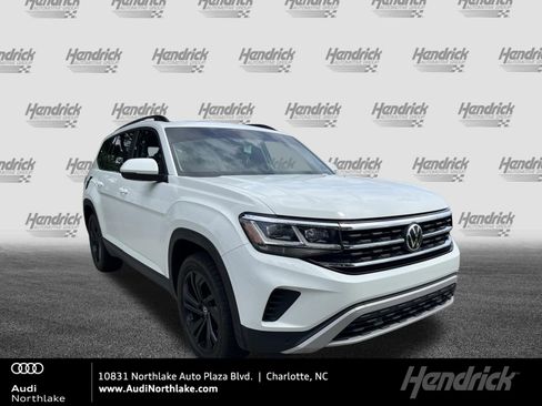 Used 2022 Volkswagen Atlas SE w/ Panoramic Sunroof Package FWD image 1