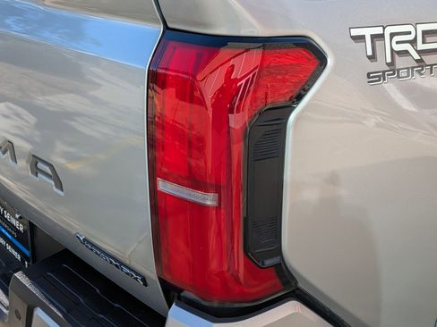 Used 2024 Toyota Tacoma TRD Sport w/ TRD Sport Upgrade Package AWD/4WD image 11