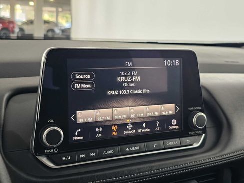 Used 2024 Nissan Rogue S FWD image 26