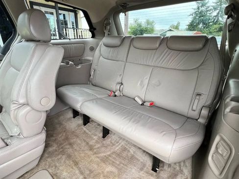 Used 2006 Toyota Sienna XLE Limited AWD/4WD image 31