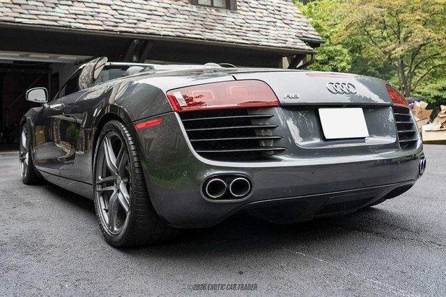 Used 2012 Audi R8 V8 AWD/4WD image 6